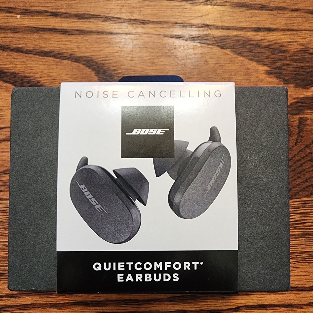 Bose QuietComfort Earbuds - Excellent Condition